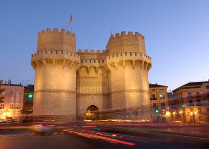 Valencia's number one international speaking city tour company